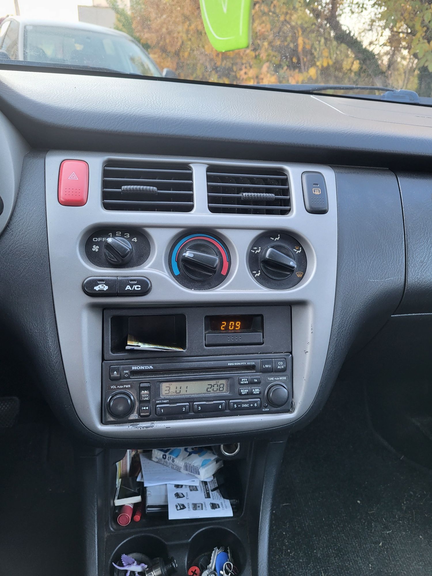 Хонда HR-V. 2003г.  1.6 v tec  124к.