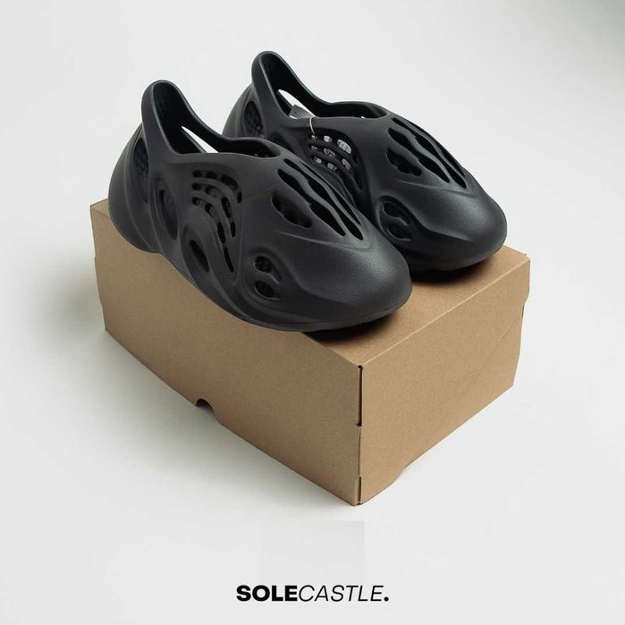 Adidas Yeezy Foam RNR 'Stone Salt’