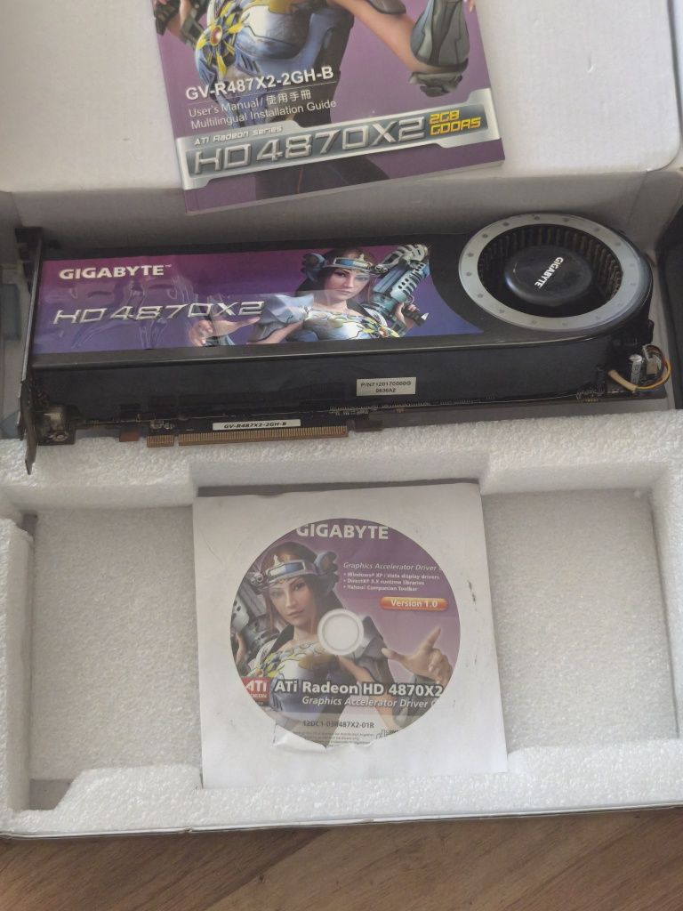 Видео карта GIGABYTE