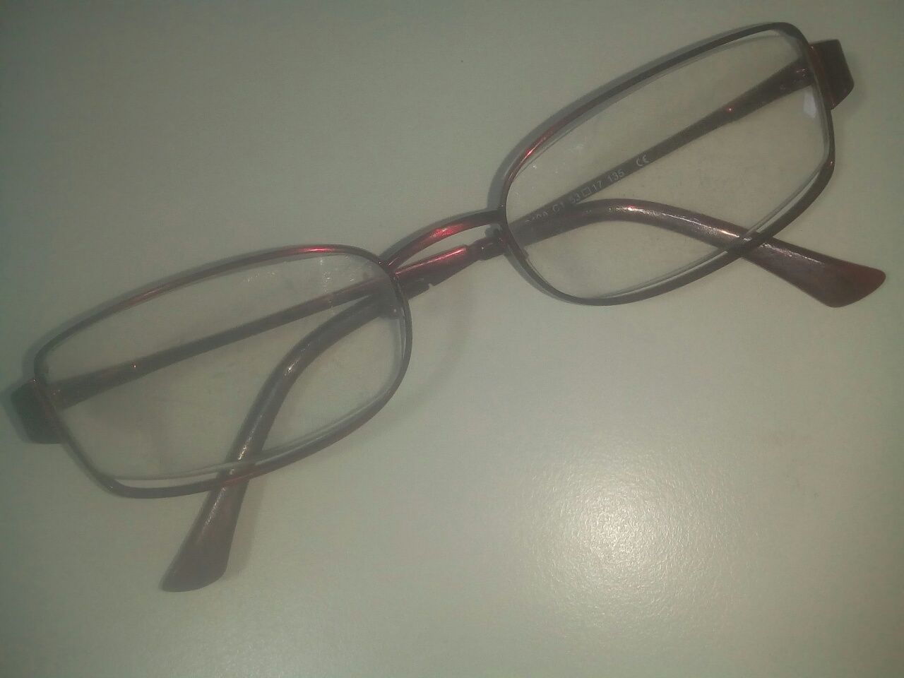 Vand diverse modele de ochelari si lentile vechi