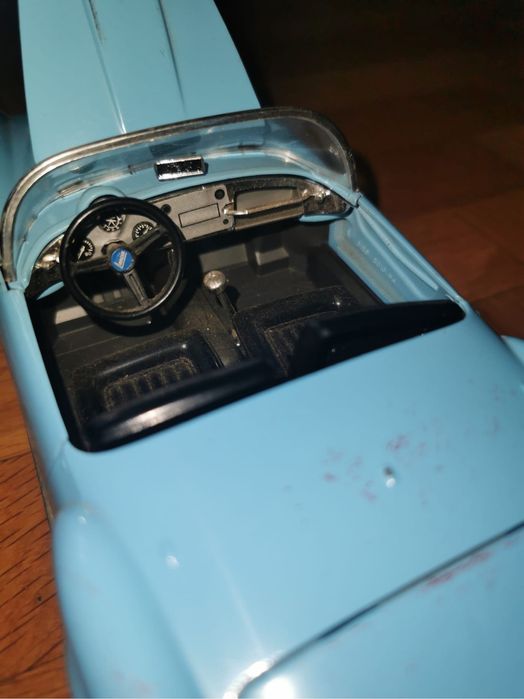 Ланчия Аурелиа Бураго метална количка 1:18 Burago Gold Collection синя