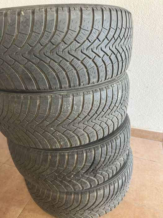 Roti iarna falken eurowinter hs01 195/55/16