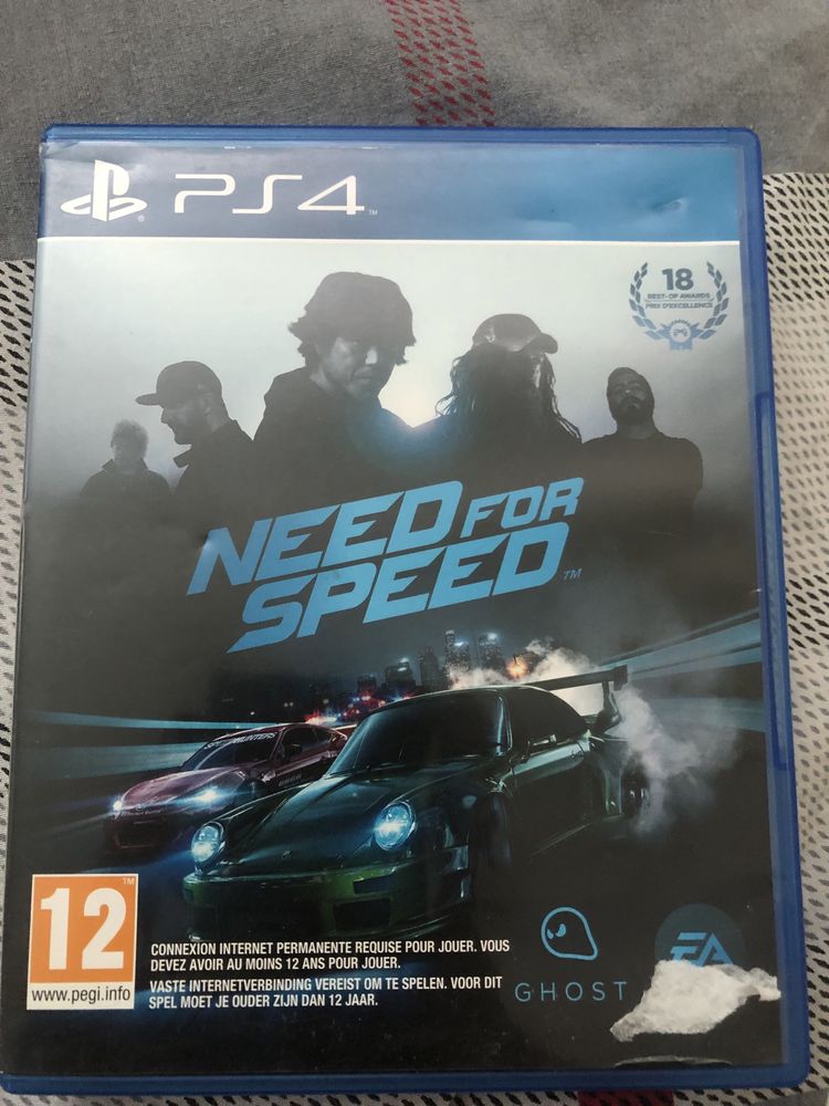 Игри за PS4, конзола и джойстици