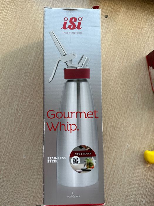 Сифон для сливок гурме 1 л isi