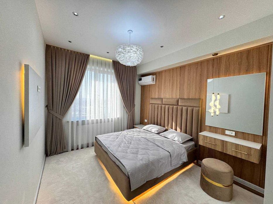 Oktyabrskiy hududida kvartira zudlik bilan sotiladi!