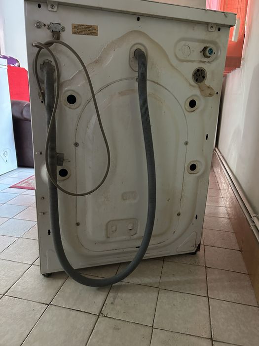 Masină de spălat ARCTIC functională