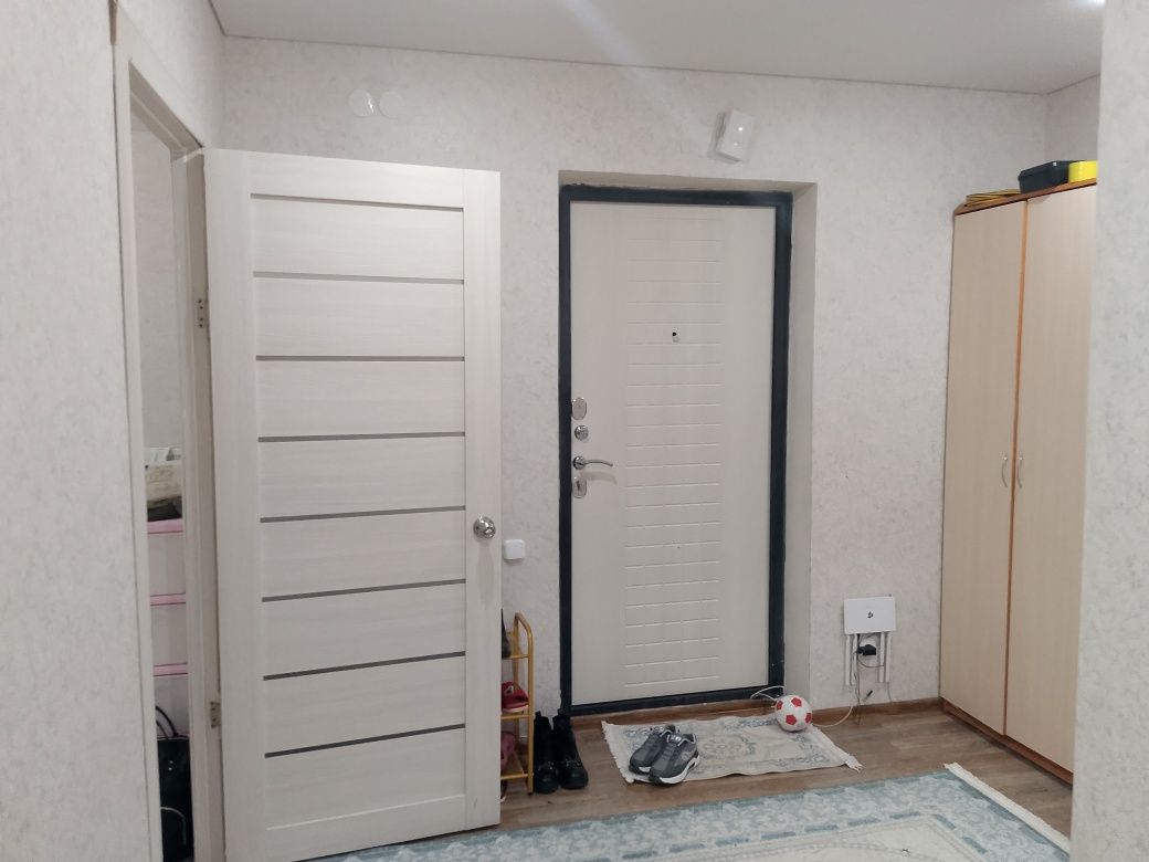 Продам 2 комнатную квартиру в мкрн Кунай