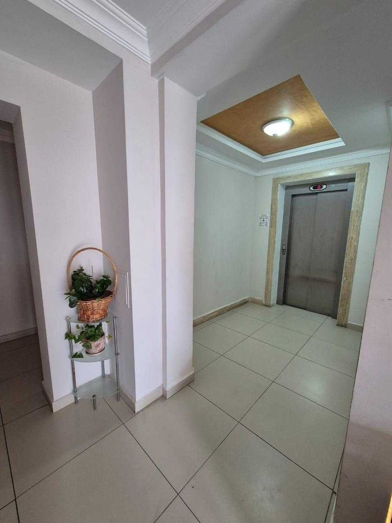 Продава се Едностаен апартамент в к.к. Слънчев бряг - 35 кв.м за 1258 €/кв.м - Снимка #7