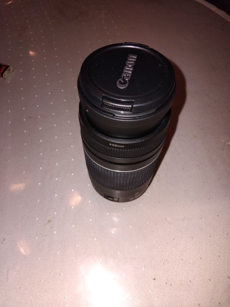 Обектив  Canon  ef75-300mm