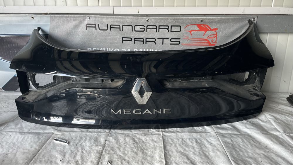 4 броя панел на багажна врата Renault Megane 4 2015-