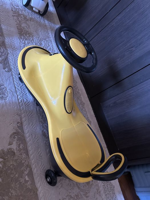 Продам новый детский толокар