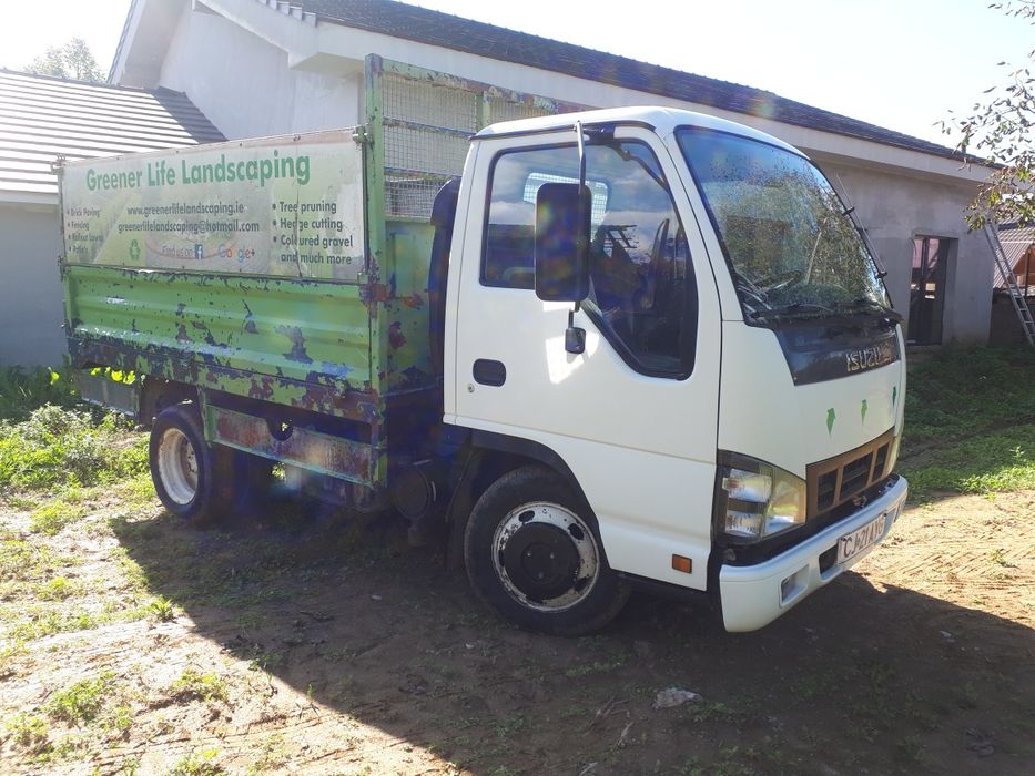 Vand ISUZU NKR basculabil