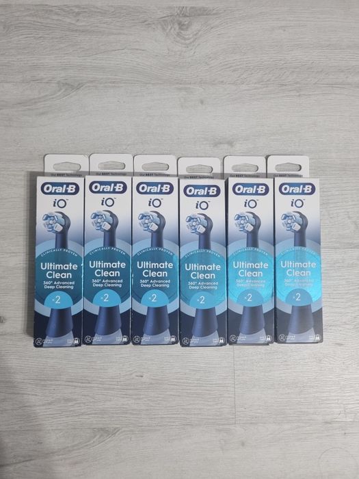 Set capete periuta Oral B iO , noi , sigilate