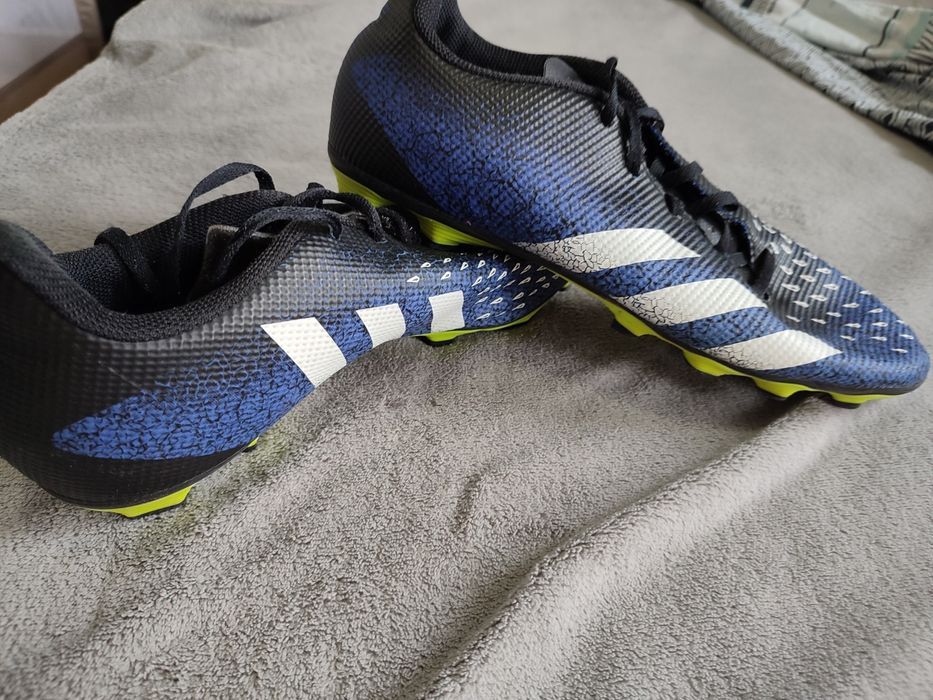 Бутонки Adidas Predator Freya 44 номер