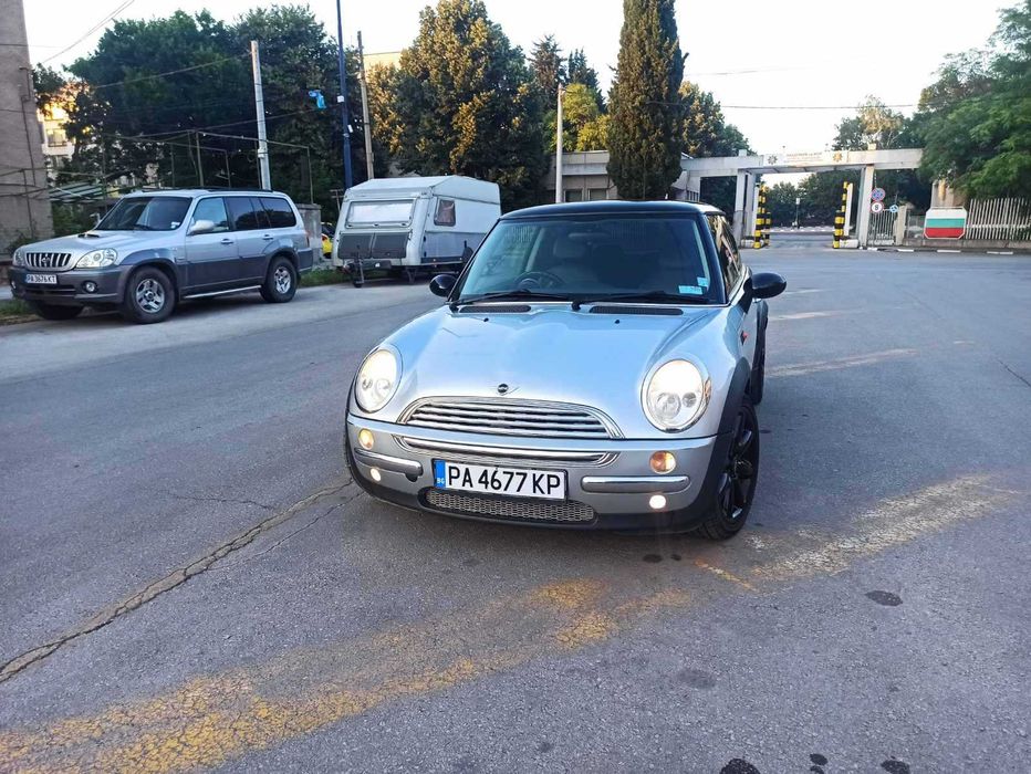 MINI COOPER 1,6, 2004 г.
116 К.С.