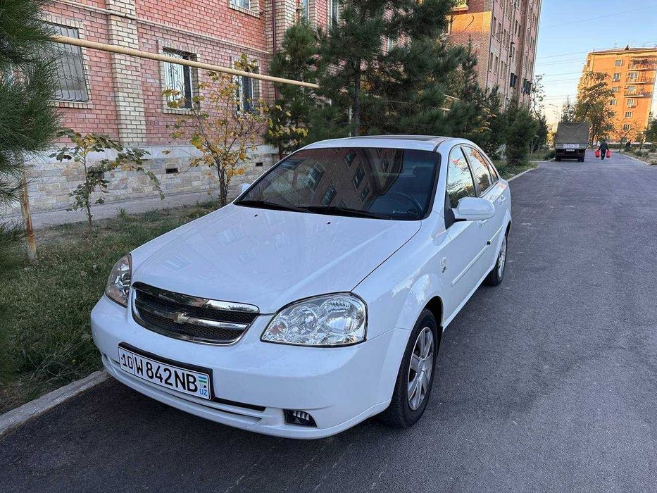 Chevrolet lacceti 2012 avtomat