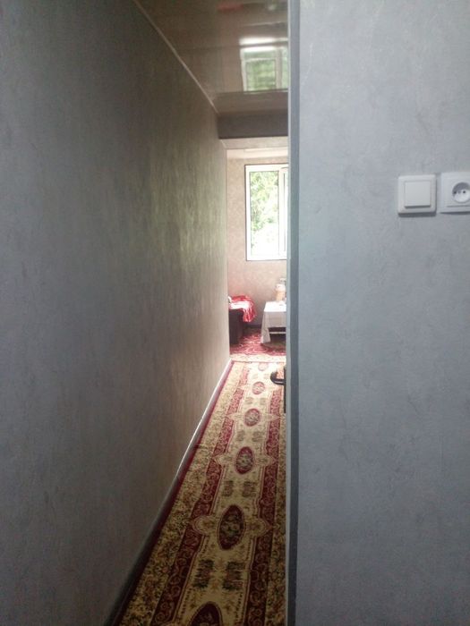 Срочна сотилади нархини келишамиз 2 хона 3 килинган