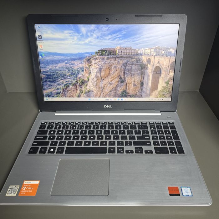 Dell inspiron 5570