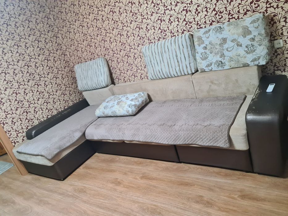 Продам шкаф и диван