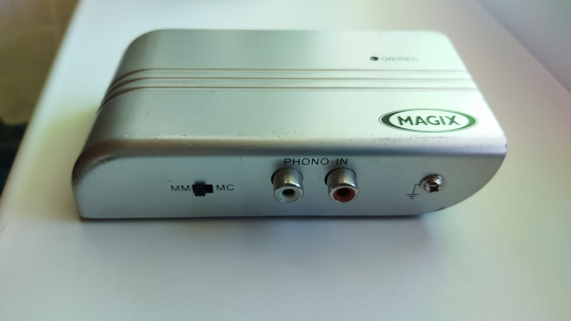 Preamplificator pickup (corector RIAA)