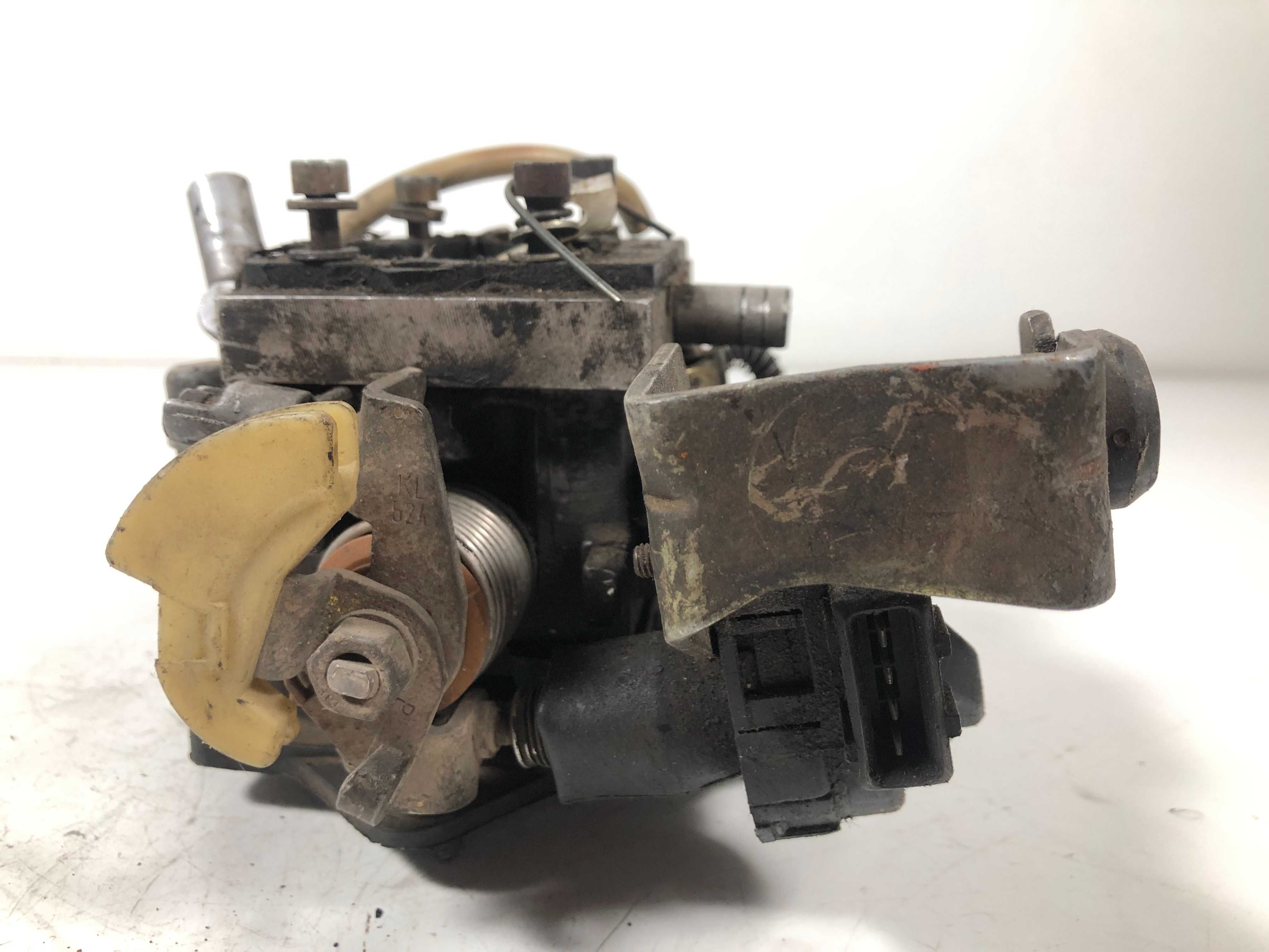 Дроселова Клапа Vw Passat B3 1.8 1991г
