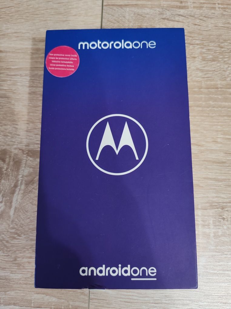 Motorola One 4/64 GB