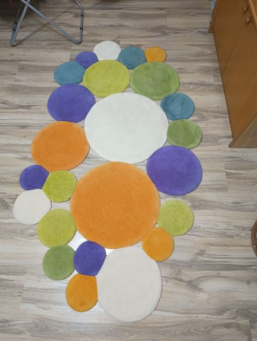 Дизайнерски килим от 100 вълна