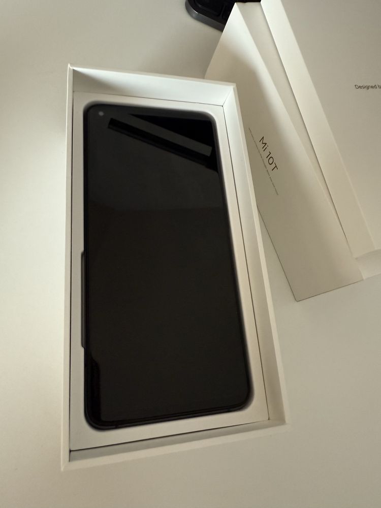 Xiomi Mi 10T 8GB RAM 128 GB ROM