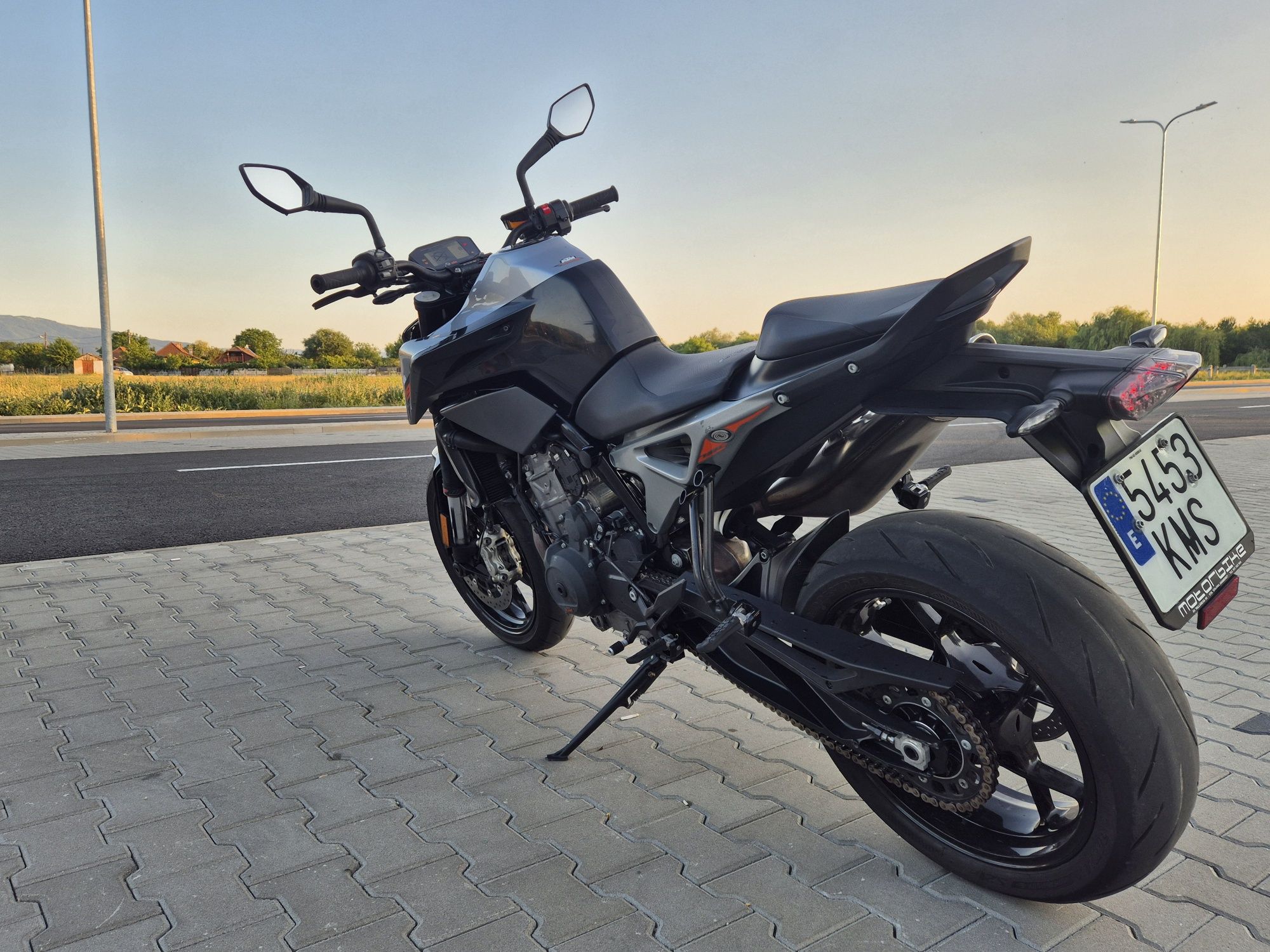 Ktm Duke 790 limitat A2