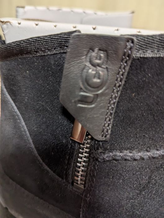 Vând UGG-uri bărbați