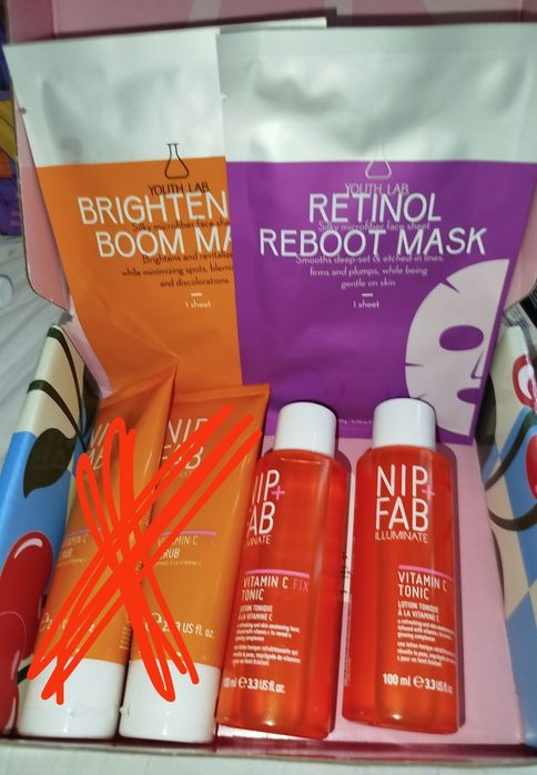 Комплект козметика Nip fab