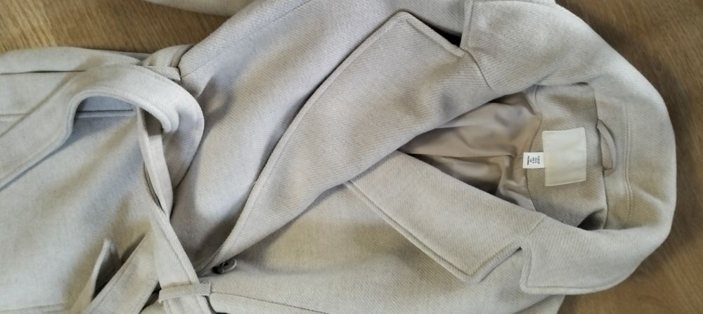 Pardesiu h&m mărime 36