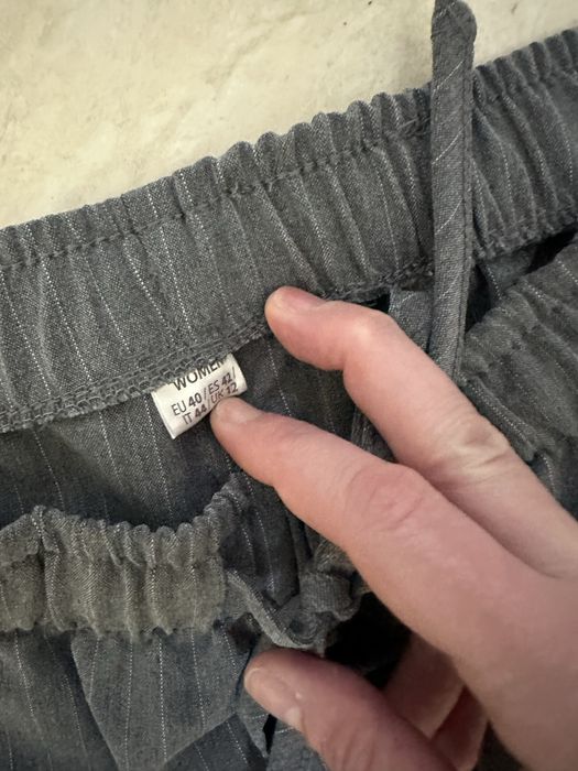 Pantaloni dama marimea M