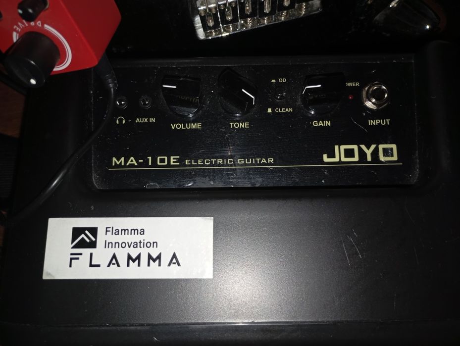 продам электрогитару