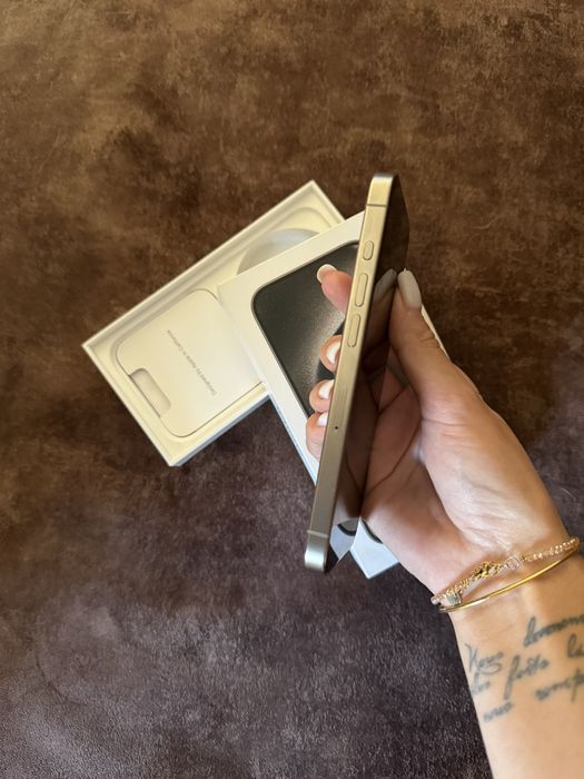 Iphone 15 pro 128GB Natural Titanium