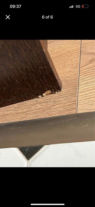 Шкафче с чекмеджета