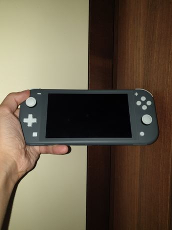 Nintendo Switch Lite Grey + charger