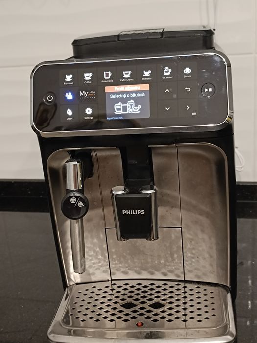 Vând espressor automat PHILLIPS seria 4300