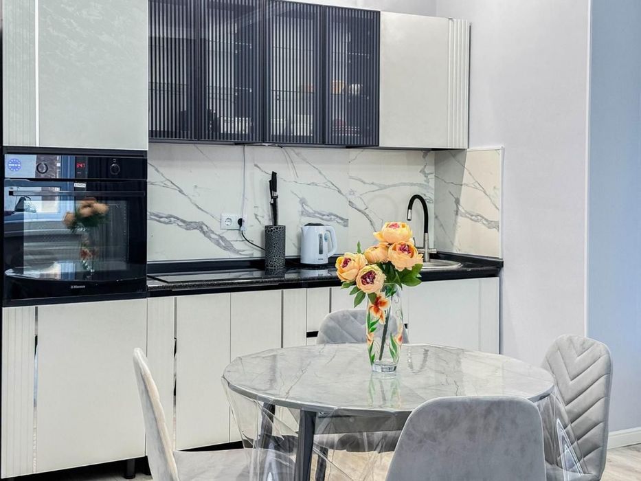 Продаю кухонный гарнитур в отличном состоянии!