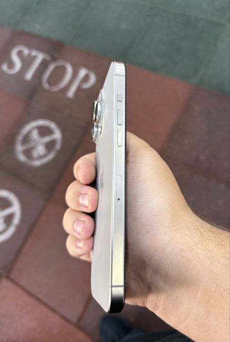Iphone 15 pro max   iwatch 7