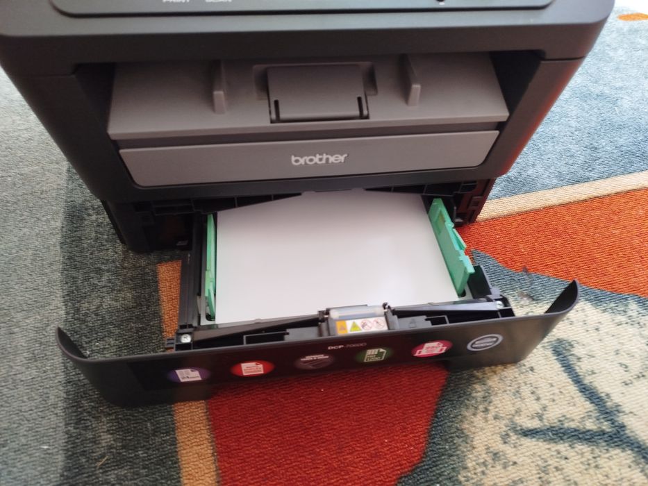 Лазерен Принтер Brother DCP-7060D