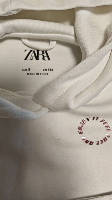 Zara girl суитшер
