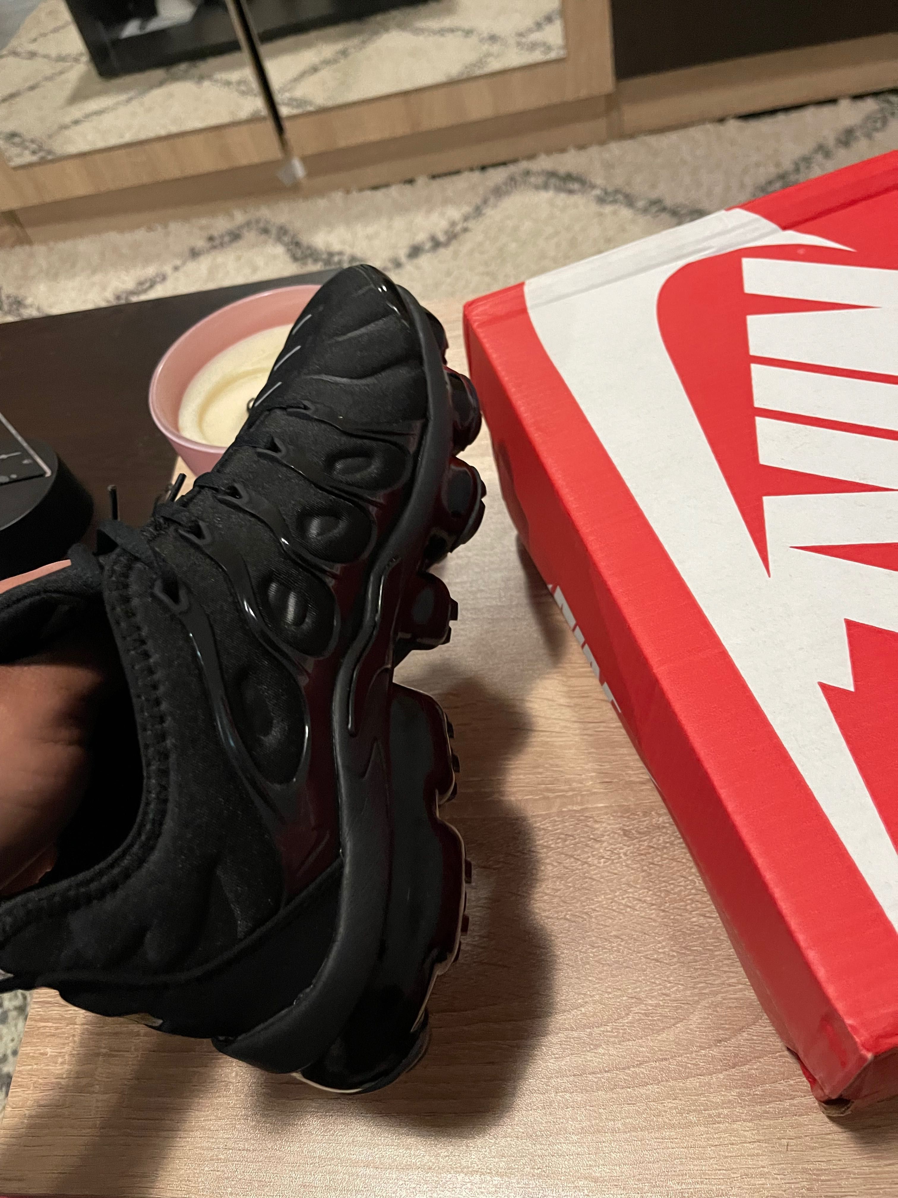 Маратонки Nike Vapormax Plus 44 номер