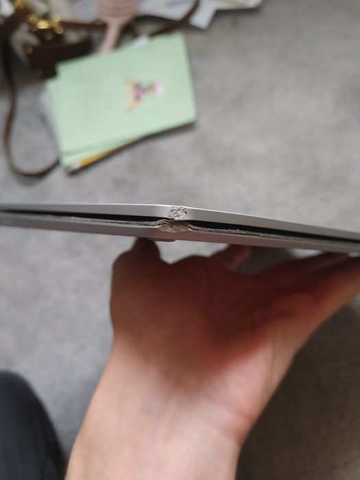 Microsoft surface laptop 2