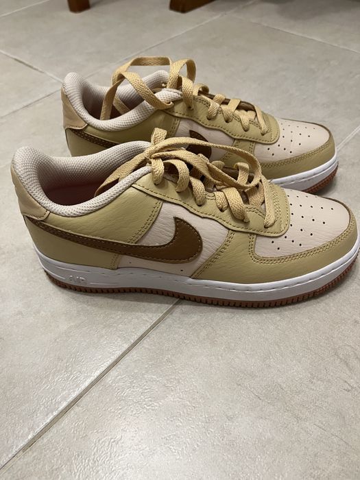 Маратонки номер 36