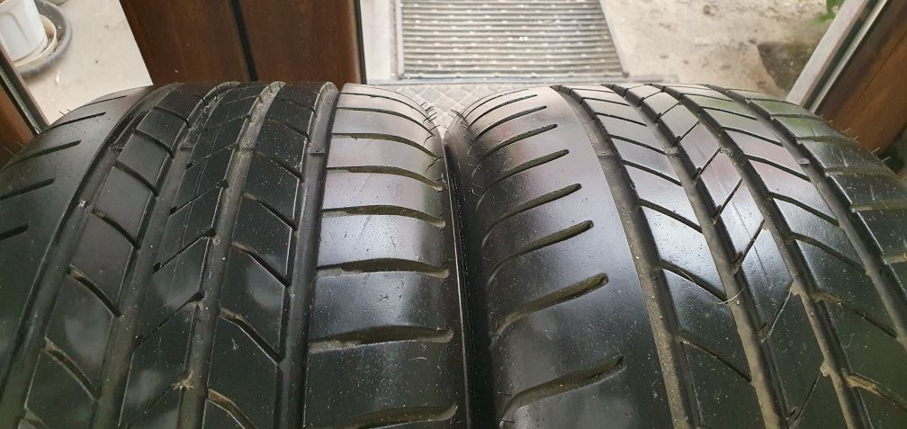 2 anvelope de vară GOODYEAR RUNFLAT 245 45 19 în stare foarte bună