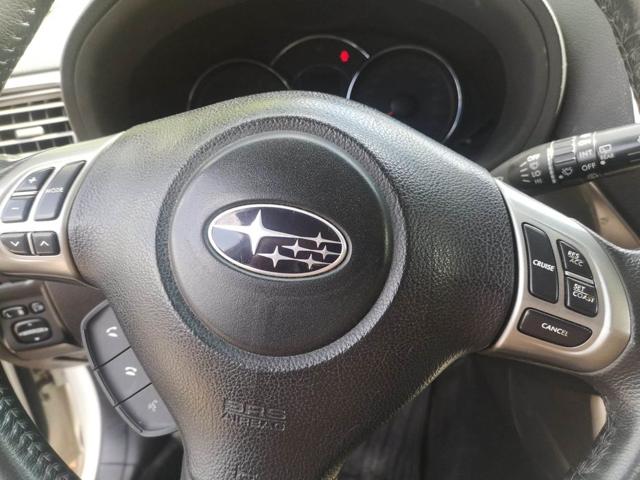 Субару         Форестер