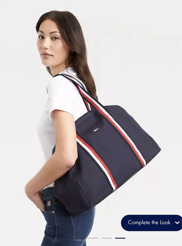 Спортивная сумка от Tommy Hilfiger