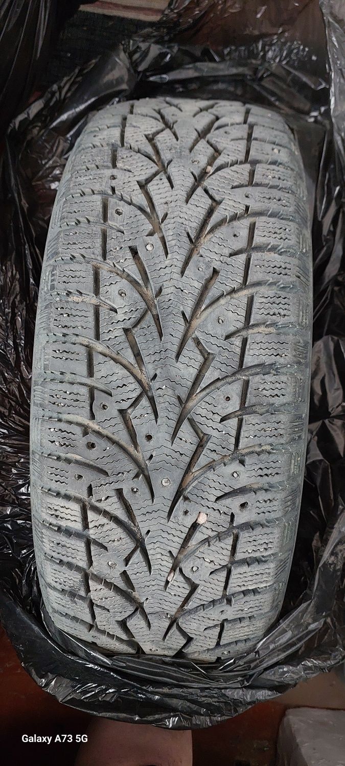 Продаётся шины 195/65r15