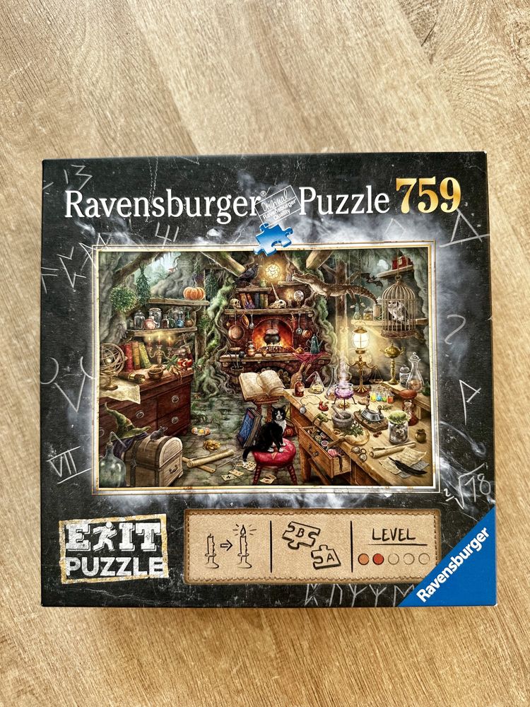 Ravensburger puzzle 759